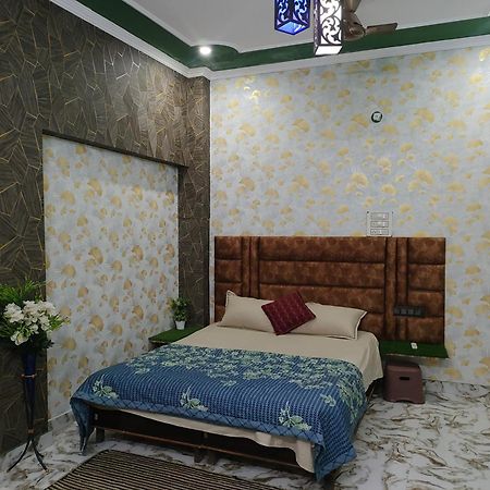 Banarasiya Stay Walking Distance To Banaras Railway Station Bénarès Extérieur photo