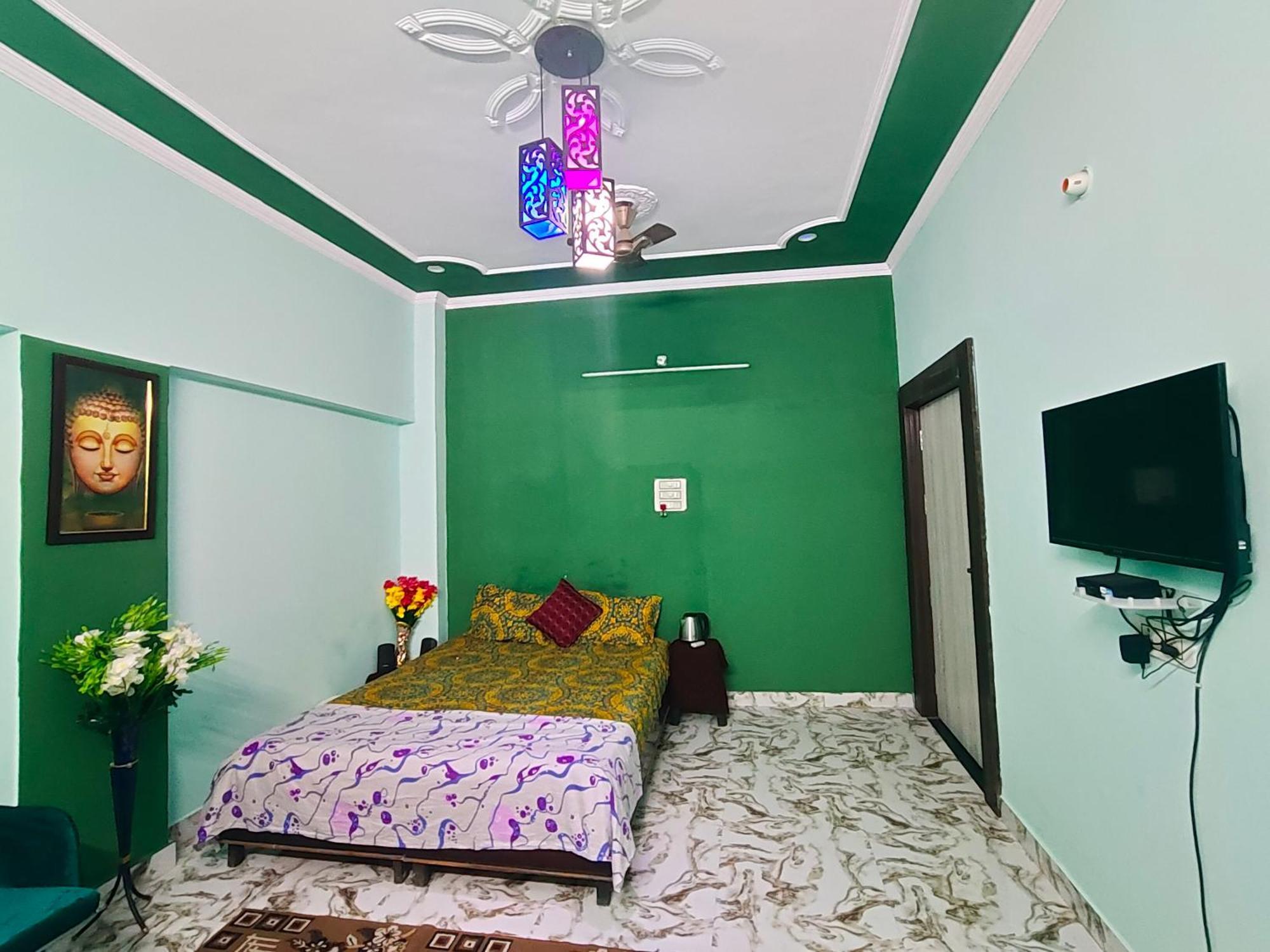 Banarasiya Stay Walking Distance To Banaras Railway Station Bénarès Extérieur photo