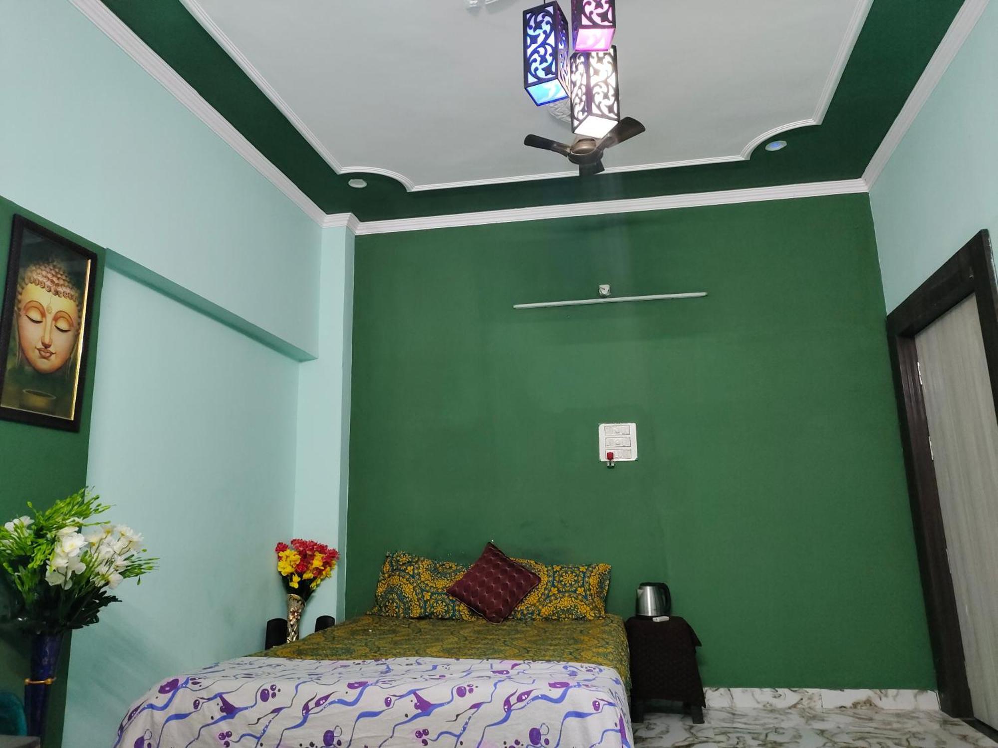 Banarasiya Stay Walking Distance To Banaras Railway Station Bénarès Chambre photo